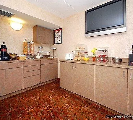 Econo Lodge Elmira-Corning 
