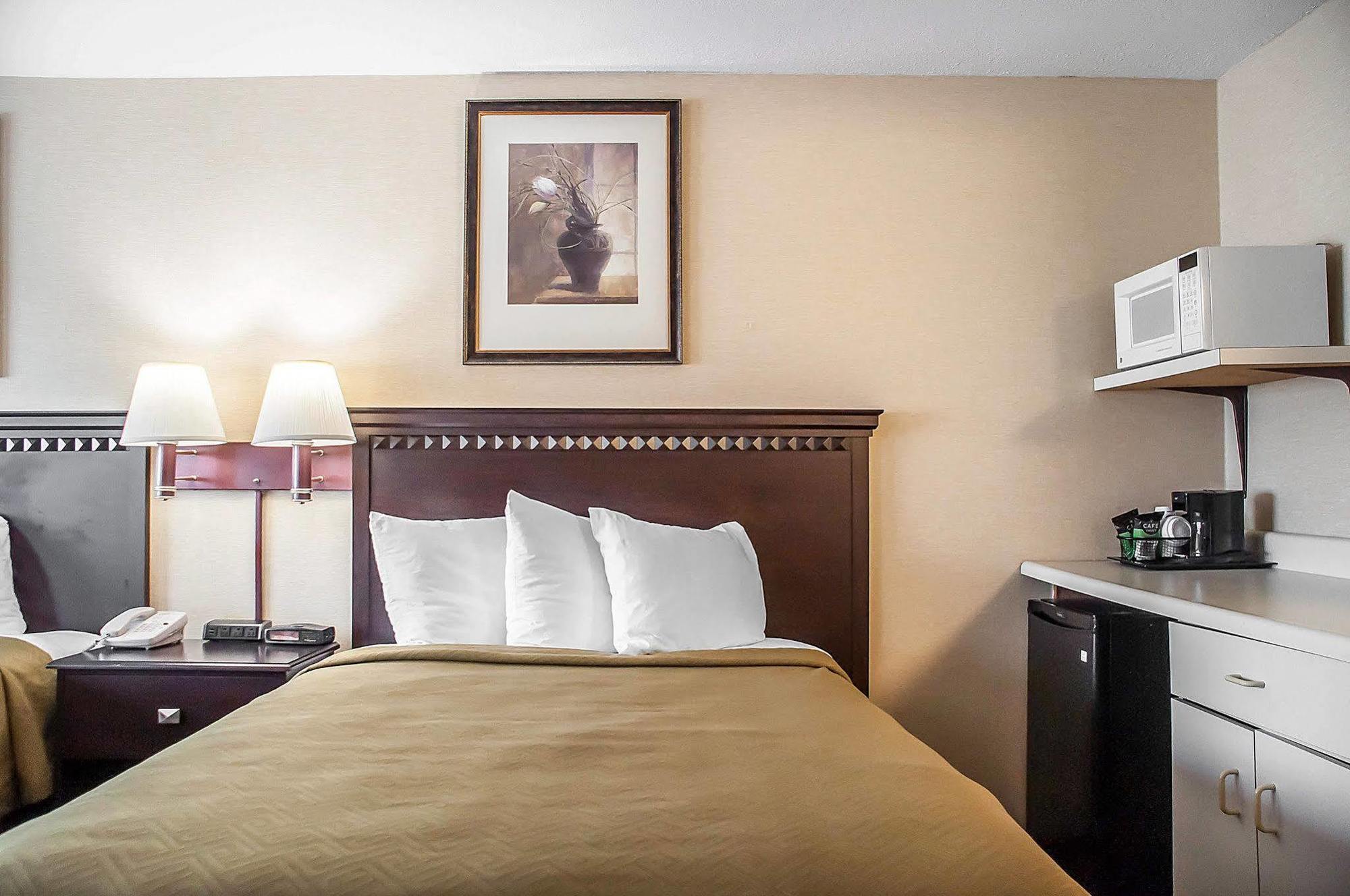 Econo Elmira-corning Lodge